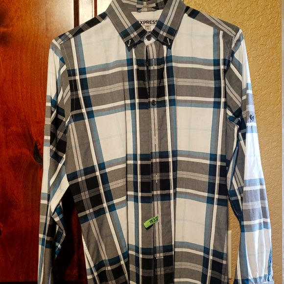 Express Other - Like New Express long sleeve button up. Fitted style.